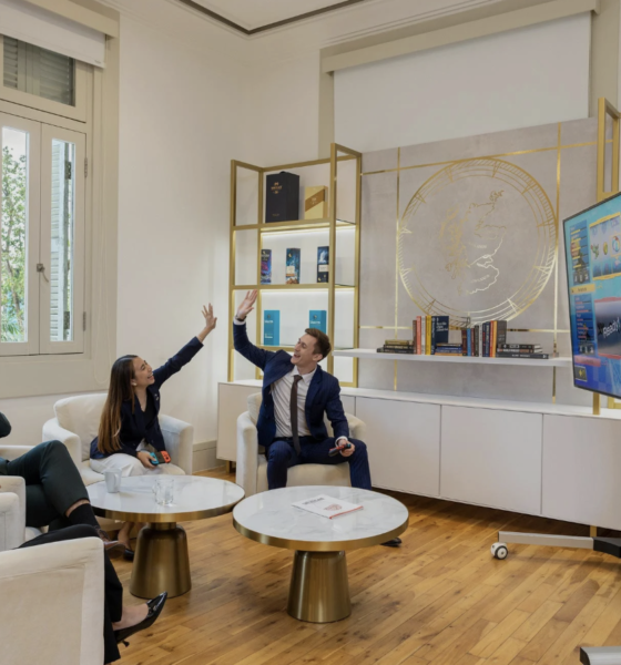 Luxury Hospitality Careers in Singapore: Guide for EHL Students and Graduates