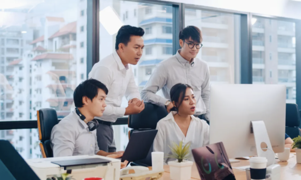 7 Smart Business Optimization Strategies Driving Singapore Digital Economy